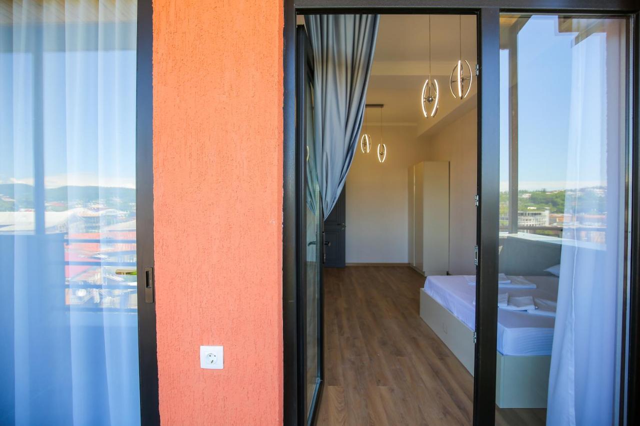 Seventh Floor Апартаменты Кутаиси